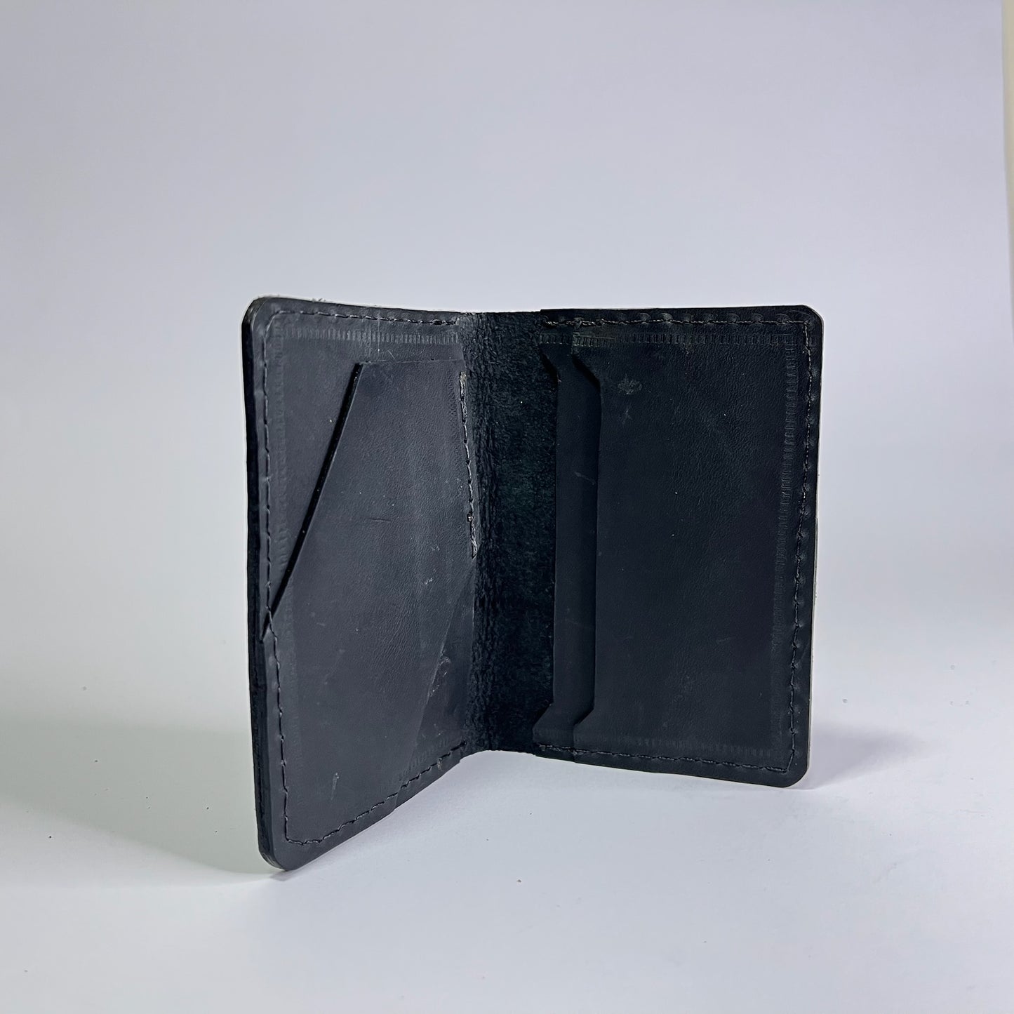 Tarjetero Minimalista Negro